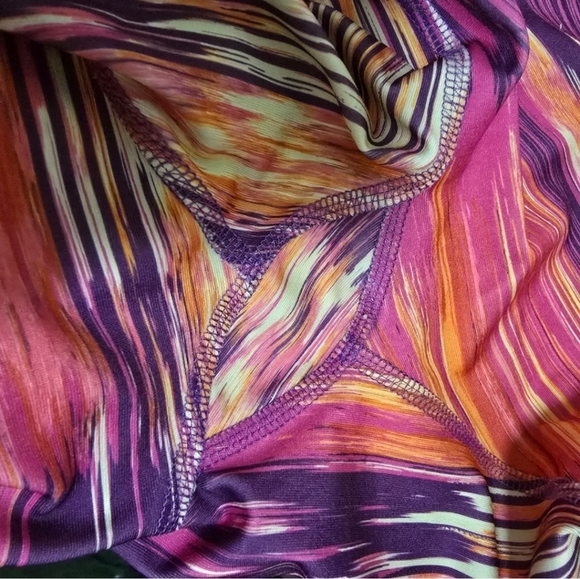 Mika Yoga Wear Kaya Leggings M/L - Picture 6 of 7